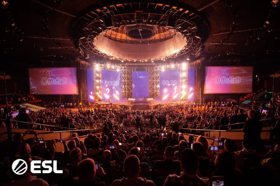 The Spodek Arena. IEM Katowice 2022. Image Credit: <a href="https://twitter.com/ESLCS/status/1497295490257412138">ESL</a>.