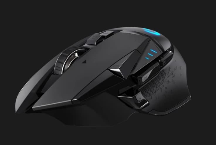 The Logitech G502 (Image via <a href="https://www.logitechg.com/en-gb/products/gaming-mice/g502-lightspeed-wireless-gaming-mouse.910-005568.html?gclid=CjwKCAiA7IGcBhA8EiwAFfUDsTl3ERkuiaO9YCuonCQtRJPHzbIcwuXWtmiiSFdsNlUuq-hOV7vX0RoC_F4QAvD_BwE">Logitech.com</a>)